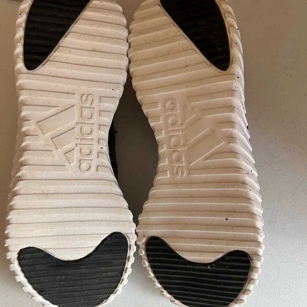 Adidas black Kaptir 3.0 cloth Sneakers